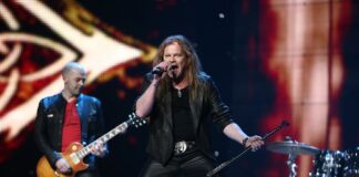 Oh my god, this song is totally about me Eirkur Hauksson