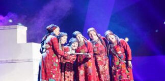 Trying to put some flesh on the skeletal service