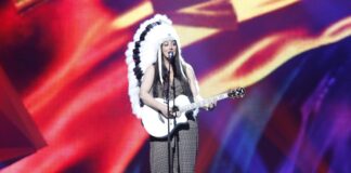 Joan sticks with the theme for the Dutch