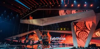 Eurovision minus 2 – Happy Christmas everyone! The stage of the 2012 ESC Eurovision Song Contest