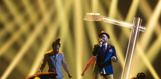 And before I start my journey home tomorrow, advance Australia fare