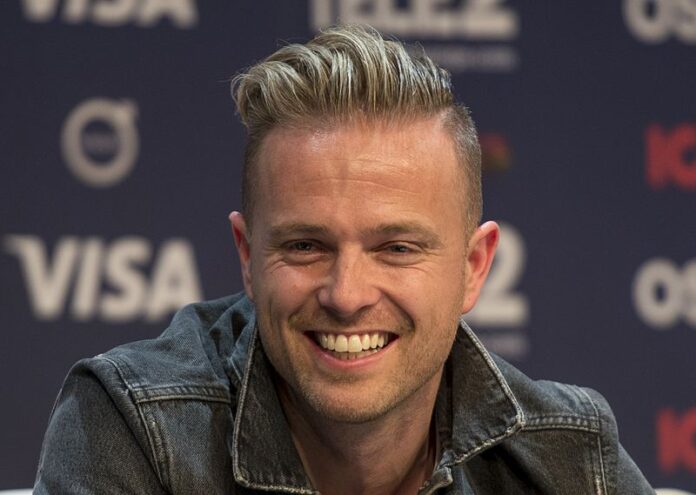 ESC2016_-_Ireland_Meet_&_Greet_31_(crop) Nicky Byrne at a Meet & Greet during the Eurovision Song Contest 2016 in Stockholm.