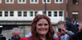 Hera Björk in not Danish at all interview