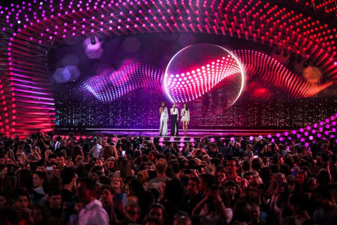 stage_2015 Eurovision song contest presenters 2015