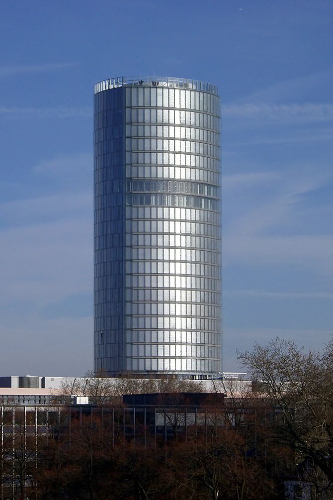 Deutsch: KölnTriangle Deutsch: KölnTriangle