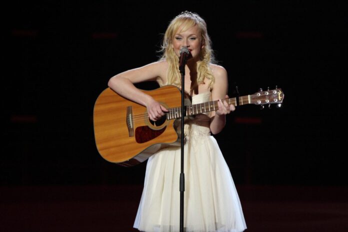 IG_IMG_0429 Anna Bergendahl was the only female singer who played the guitar on stage. Photo: Indrek Galetin (EBU)