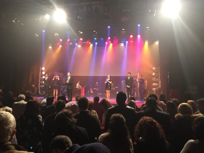 0DAB62DC-3801-4A41-8404-05E529018439 On stage
