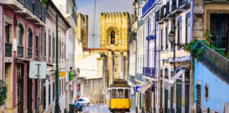 Ai Lisboa!! Lisbon tram