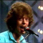 Ring Ring…. No it’s not ABBA….. it’s Deller….