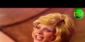 10 October – We all have a bench, a tree, a street