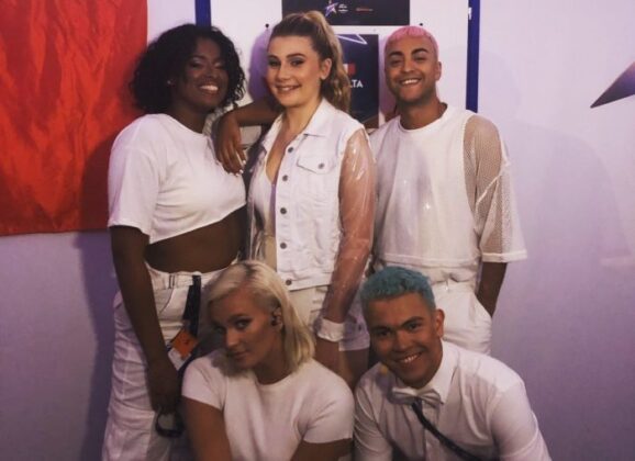 Michela Pace backstage