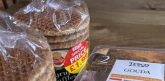Snack update – now with added stroopwafel! Eurovision kaas en Stroopwafellen