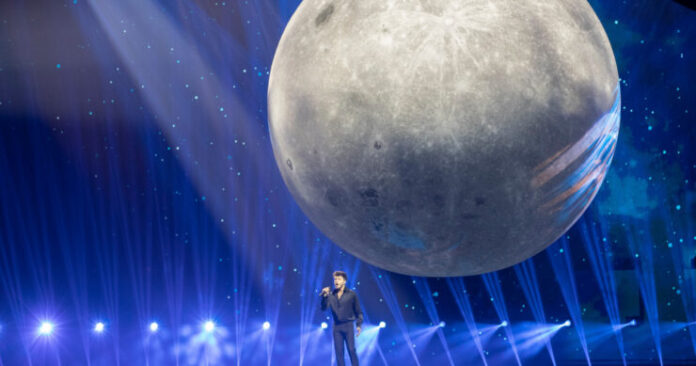 blas2 Blas Cantó, Spain, Second Rehearsal, Rotterdam Ahoy, 15 May 2021 — EBU / Andres Putting