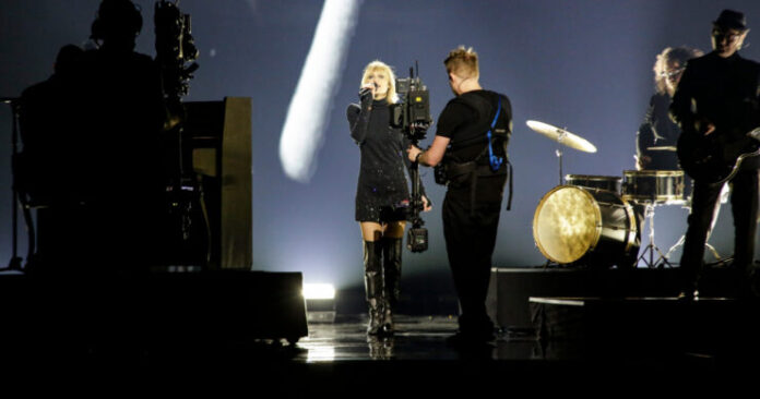 hoo3 Hooverphonic, Belgium, First Rehearsal, Rotterdam Ahoy, 9 May 2021