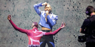 The Fanning Verdict Eurovision 2021: Netherlands Jeangu Macrooy, The Netherlands, Second Rehearsal, Rotterdam Ahoy, 15 May 2021 — EBU / Thomas Hanses