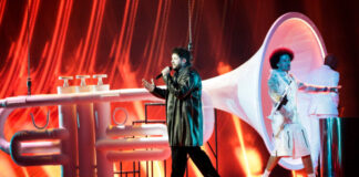 My home land – Estonia – no UK – Finally no backing “singers” James Newman, United Kingdom, First Rehearsal, Rotterdam Ahoy, 13 May 2021 — EBU / Thomas Hanses