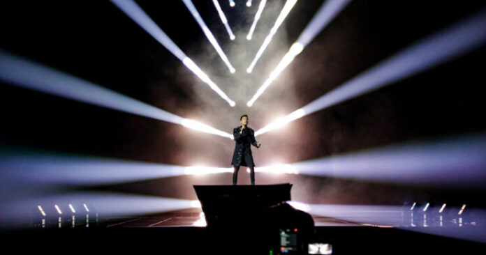 vinc2 Vincent Bueno, Austria, Second Rehearsal, Rotterdam Ahoy, 13 May 2021 — EBU / Thomas Hanses
