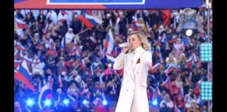 Polina Gagarina performs at Pro-Putin rally Polina Gagarina