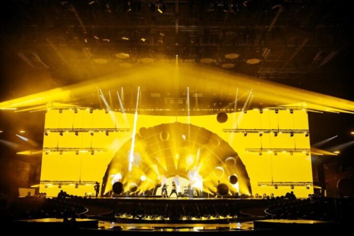 balloons The Rasmus and their balloons at Eurovision 2022