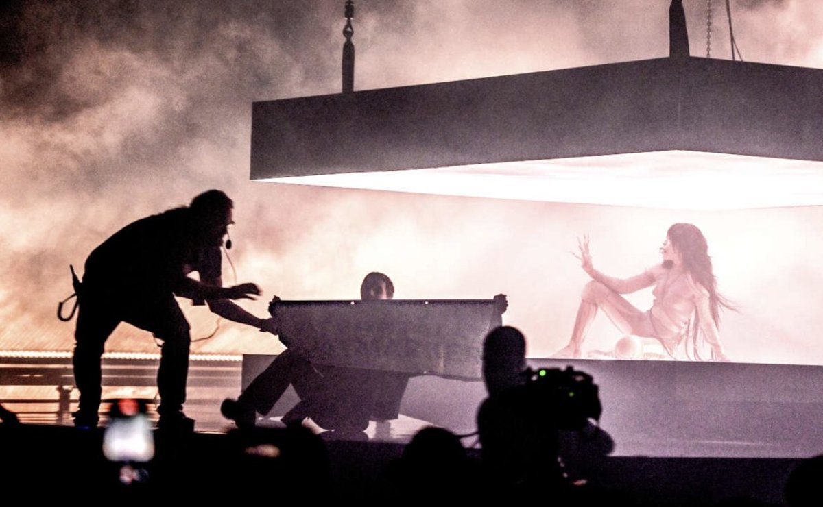 Stage invasion