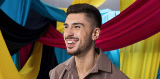 Andrew starts Day 6 off. Im sure he’s looking good Andrew Lambrou