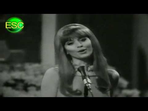 18 April – It’s so easy to make believe the roads seeded with flowers