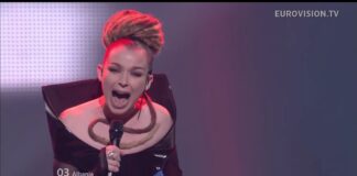 25 August – My plane is landing on the unlit runway of your soul